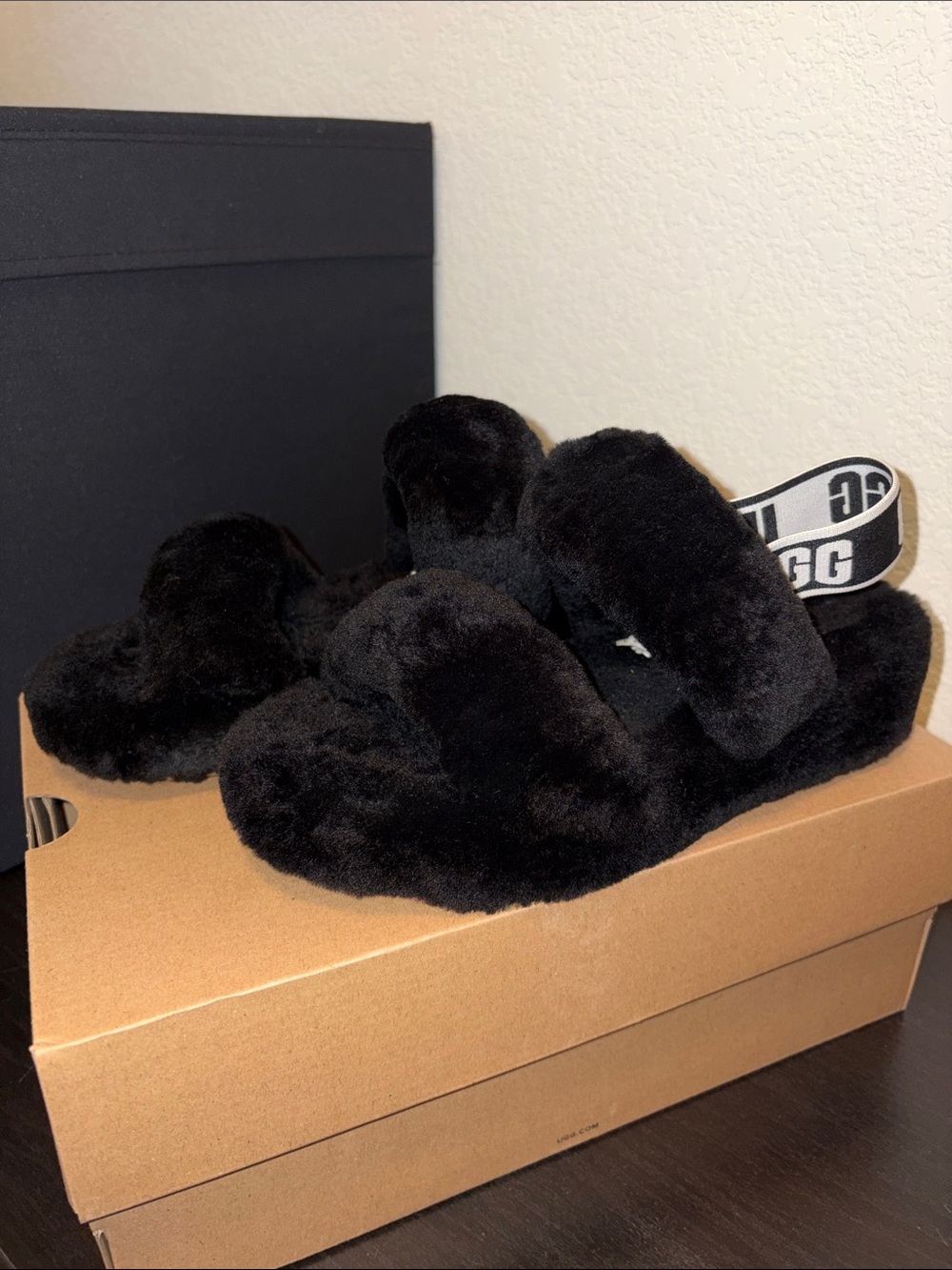 UGG Black Plush Cross-Band Slide Sandals with Branded Elastic Strap